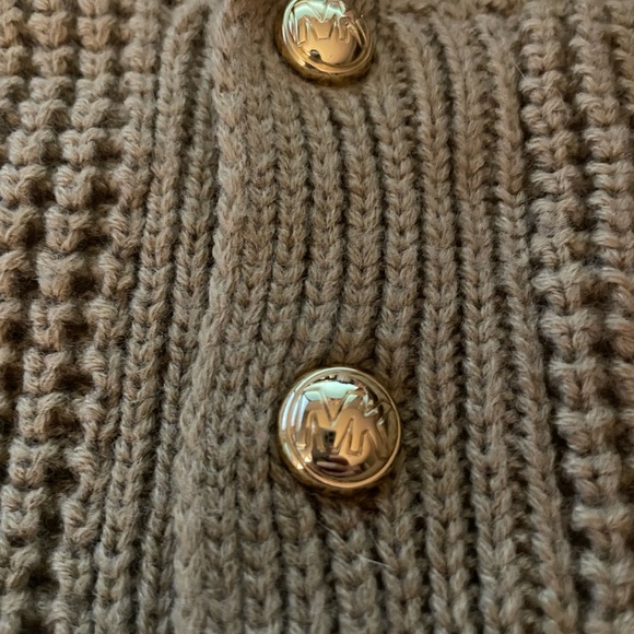 Michael Michael Kors Neckwarmer - Picture 3 of 3